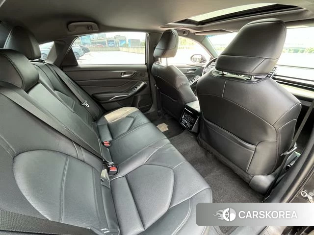Toyota Avalon 2021 Черный из Китая, фото 2