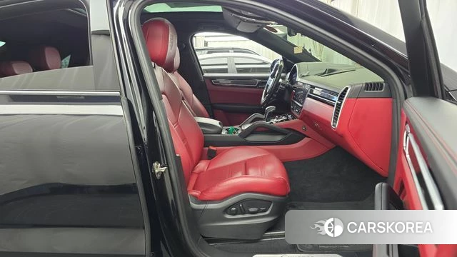 Porsche Cayenne (PO536) 2022 Черный из Кореи, фото 2