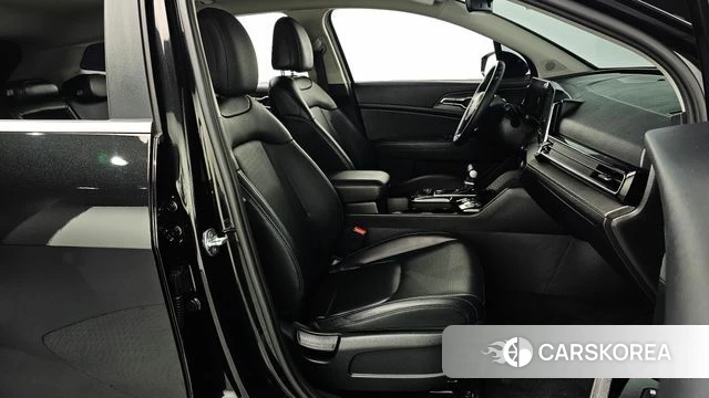 Kia Sportage 5th Generation 2022 Черный из Кореи, фото 2