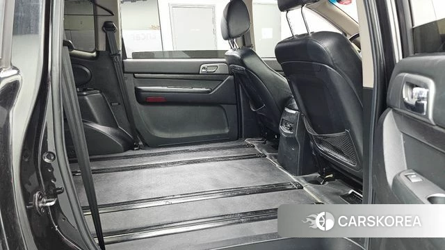 Ssangyong Korando Turismo 2018 Черный из Кореи, фото 2