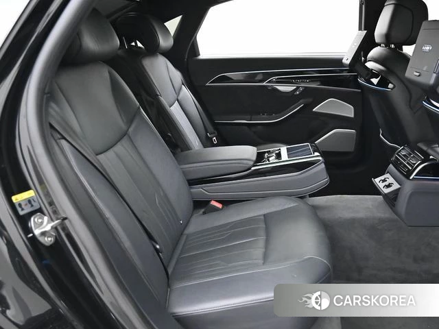 Audi A8 (D5) 2021 Черный из Кореи, фото 2