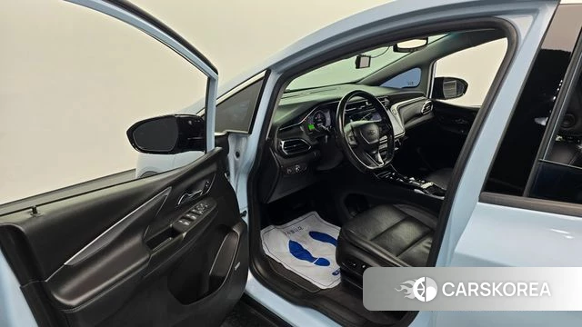 Chevrolet (GM Daewoo) New Bolt EV 2022 Небесно-голубой из Кореи, фото 2