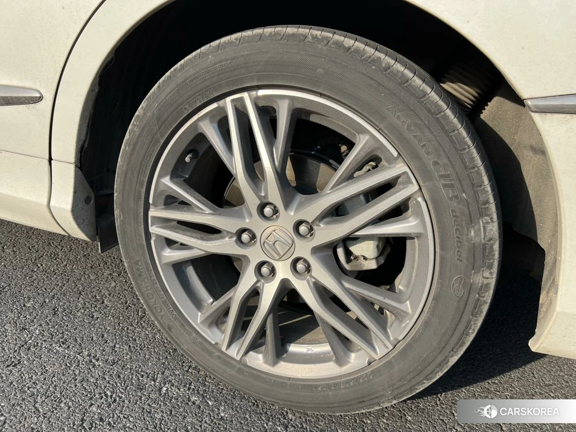 Honda Elysion 2019 Белый из Китая, фото 2