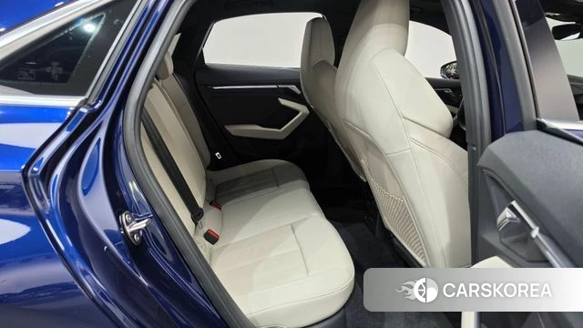 Audi A3 (8Y) 2023 Синий из Кореи, фото 2