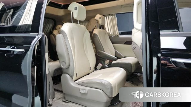 Kia Carnival 4th generation 2022 Черный из Кореи, фото 3
