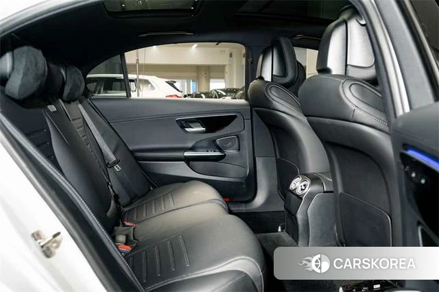 Mercedes-Benz C-class 2024 Белый из Китая, фото 2