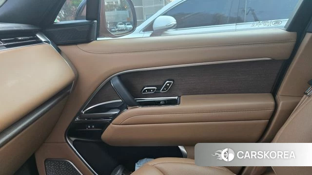 Land Rover Range Rover 5th Generation 2022 Темно-зеленый из Кореи, фото 2