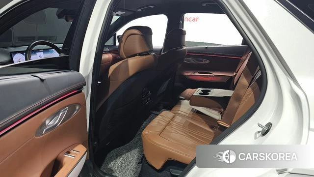 Genesis GV70 2025 Белый из Кореи, фото 2