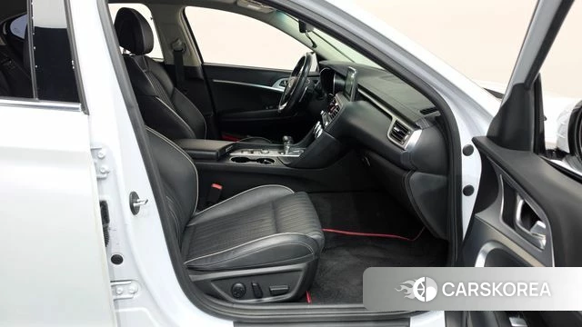 Genesis G70 2018 Белый из Кореи, фото 2