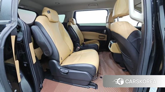 Kia Carnival 4th generation 2022 Черный из Кореи, фото 2