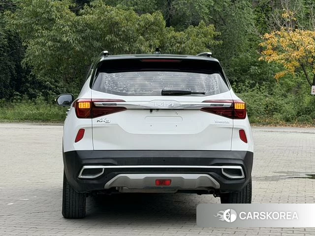 Kia KX3 2021 Белый из Китая, фото 2
