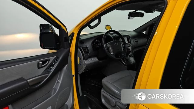 Hyundai The New Grand Starex 2020 Желтый из Кореи, фото 2