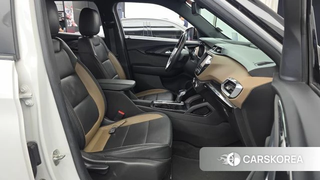 Chevrolet (GM Daewoo) Trailblazer 2021 Белый из Кореи, фото 2