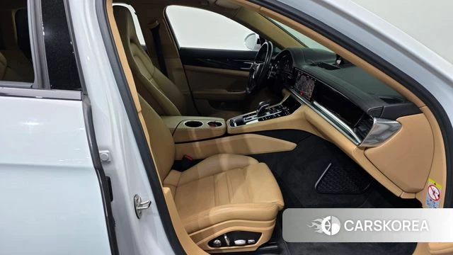 Porsche Panamera (971) 2021 Белый из Кореи, фото 2