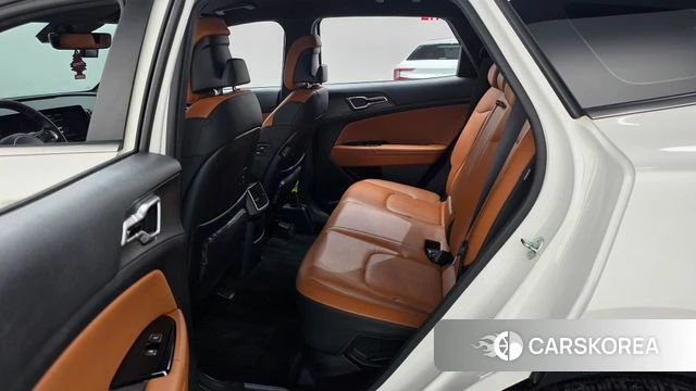 Kia Sportage 5th Generation Hybrid 2024 Белый из Кореи, фото 2