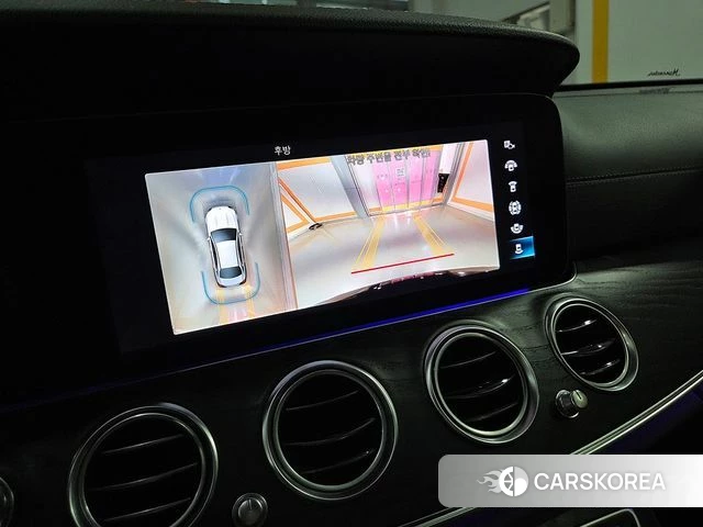 Mercedes-Benz E-Class W213 2023 Черный из Кореи, фото 2
