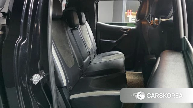 Ford Ranger 3rd Generation 2022 Черный из Кореи, фото 2