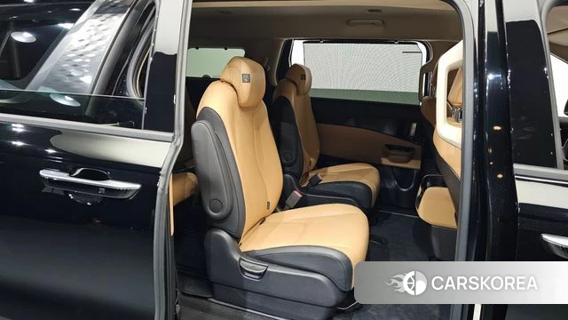 Kia Carnival 4th generation 2023 Черный из Кореи, фото 2