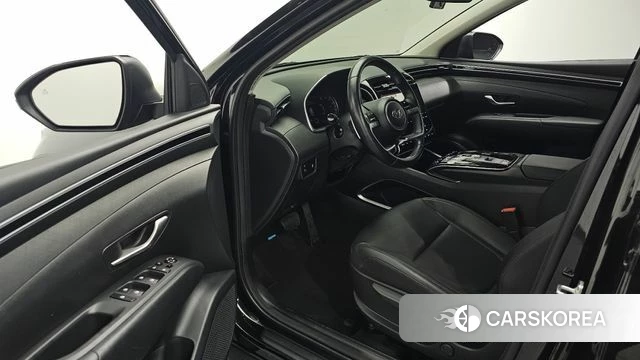 Hyundai Tucson (NX4) 2021 Черный из Кореи, фото 2
