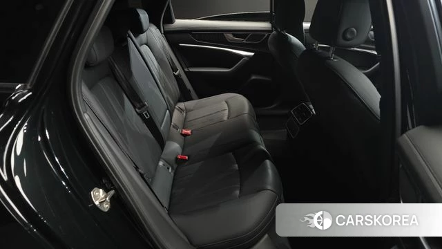 Audi A6 (C8) 2022 Черный из Кореи, фото 2