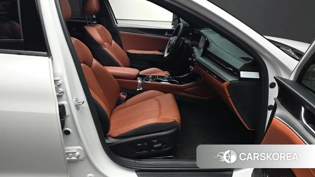 Kia The New K5 3rd generation 2024 Белый из Кореи, фото 2