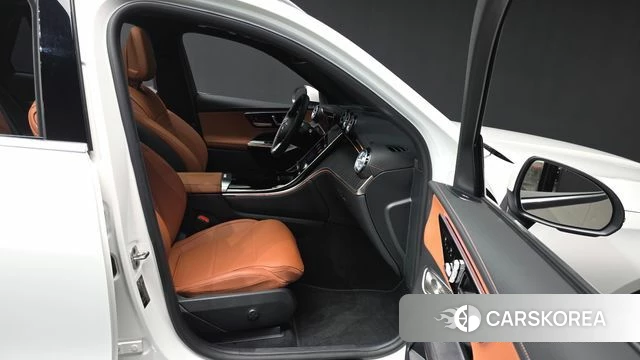 Mercedes-Benz GLC-Class X254 2024 Белый из Кореи, фото 2