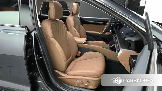 Hyundai Grandeur (GN7) 2023 Серый из Кореи, фото 2