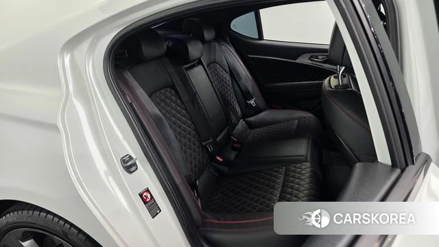 Genesis G70 2019 Белый из Кореи, фото 2