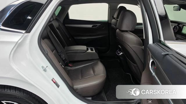 Hyundai The New Grandeur IG Hybrid 2022 Белый из Кореи, фото 2