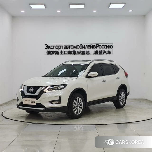 Nissan X-Trail 2023 Белый из Китая, фото 2