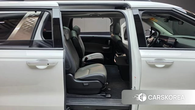 Kia The New Carnival 4th Generation 2023 Белый из Кореи, фото 2