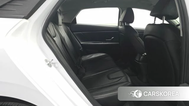 Hyundai Avante (CN7) 2021 Белый из Кореи, фото 2