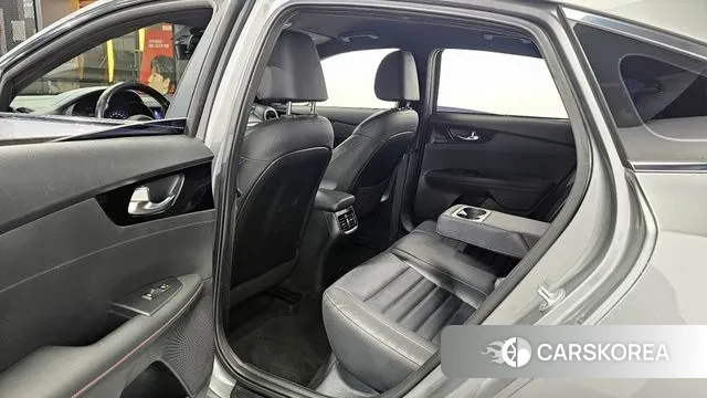 Kia Come New K3 2021 Серебристо-серый из Кореи, фото 2