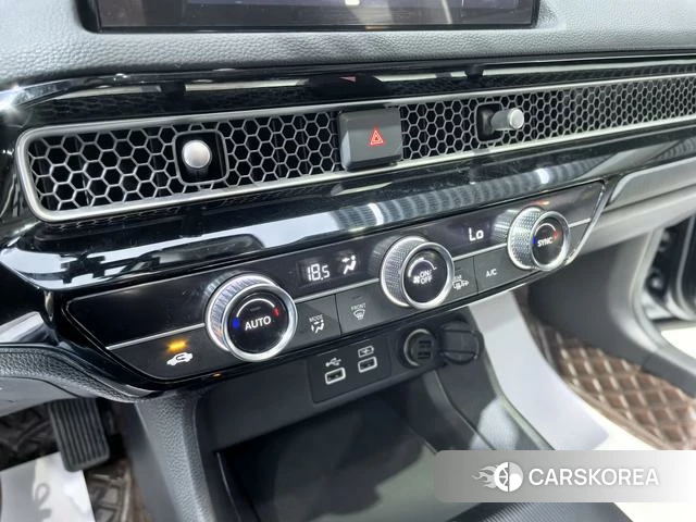 Honda Civic 2023 Темно-серый из Китая, фото 2