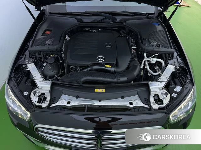 Mercedes-Benz E-Class 2023 Черный из Китая, фото 2