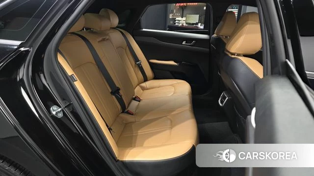 Kia K5 Hybrid 3rd Generation 2023 Черный из Кореи, фото 2