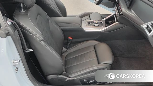 BMW 4 Series (G22) 2026 Цвет галактики из Кореи, фото 2