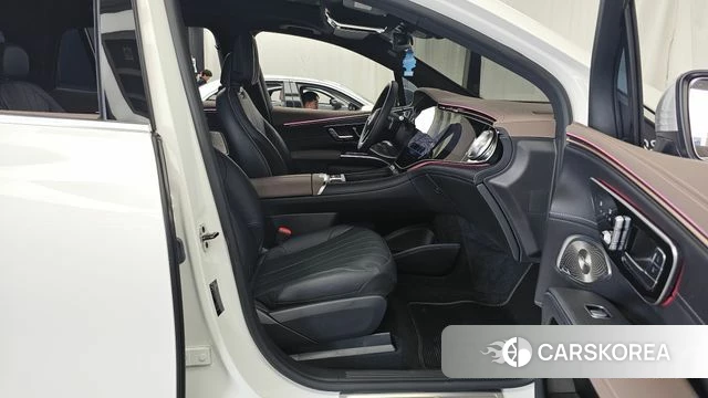 Mercedes-Benz EQS SUV X296 2024 Белый из Кореи, фото 2
