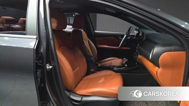 Kia The New K3 2nd generation 2023 Серый из Кореи, фото 2