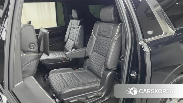 Cadillac Escalade 5th Generation 2024 Черный из Кореи, фото 2