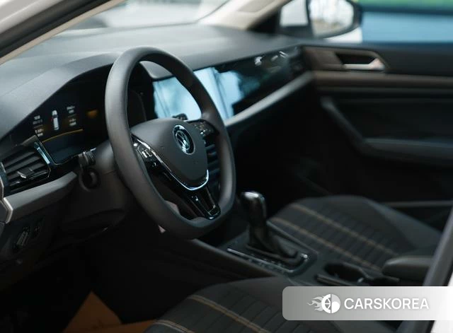 Volkswagen Lavida 2021 Белый из Китая, фото 2