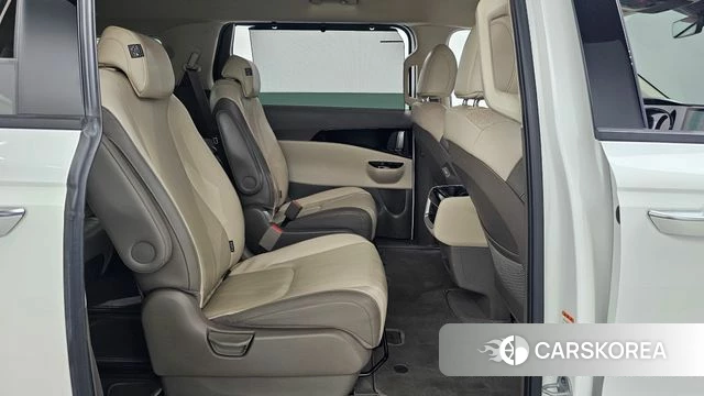 Kia Carnival 4th generation 2023 Белый из Кореи, фото 2