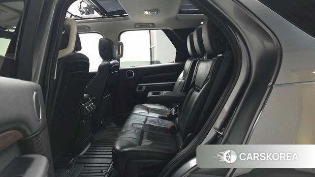 Land Rover Discovery 5 2018 Серый из Кореи, фото 2