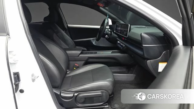 Hyundai Ionic 6 2024 Белый из Кореи, фото 2