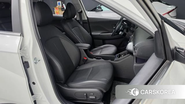 Hyundai Kona Electric (SX2) 2025 Белый из Кореи, фото 2