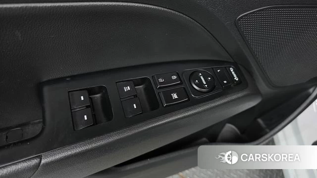 Hyundai Avante AD 2018 Белый из Кореи, фото 2