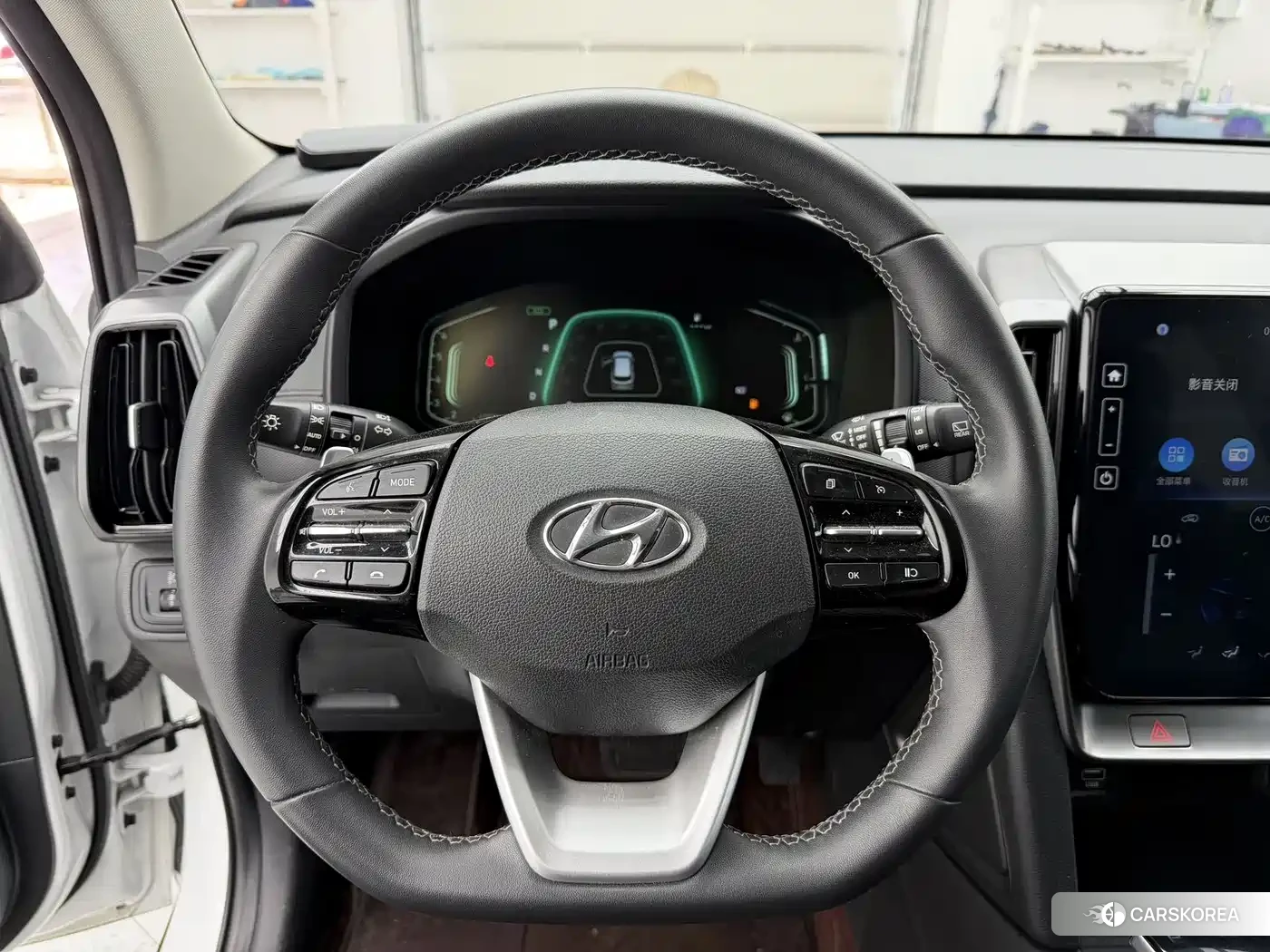 Hyundai ix35 2022 Белый из Китая, фото 2