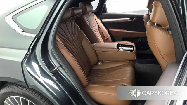 Genesis G80 (RG3) 2023 Темно-зеленый из Кореи, фото 2