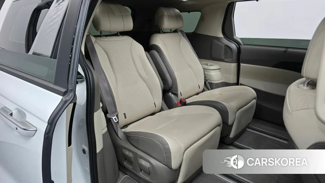 Kia Carnival 4th generation 2023 Белый из Кореи, фото 2