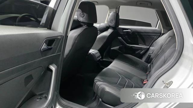 Volkswagen 7th Generation of Jetta 2021 Белый из Кореи, фото 2